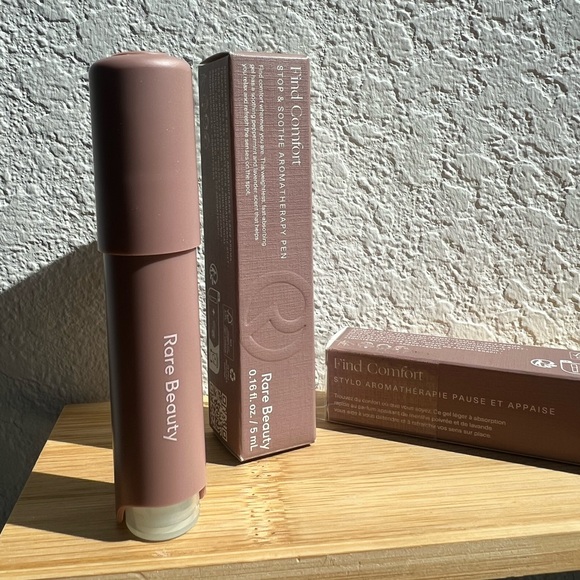 Rare Beauty Other - Rare Beauty Find Comfort Stop & Soothe Aromatherapy Pen